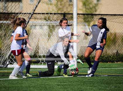 Thumbnail 3 in FR: Whitney @ Vista del Lago photogallery.