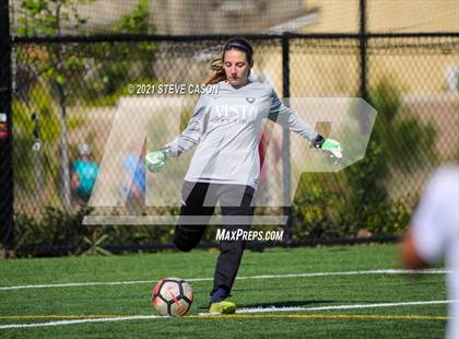 Thumbnail 3 in FR: Whitney @ Vista del Lago photogallery.