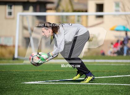 Thumbnail 1 in FR: Whitney @ Vista del Lago photogallery.