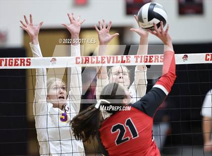 Thumbnail 1 in Bloom-Carroll @ Circleville photogallery.