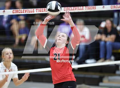 Thumbnail 3 in Bloom-Carroll @ Circleville photogallery.