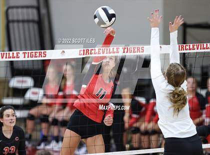 Thumbnail 3 in Bloom-Carroll @ Circleville photogallery.