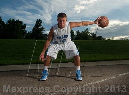 Thumbnail 3 in Christian McCaffrey (Reebok Dynamic Athlete)  photogallery.