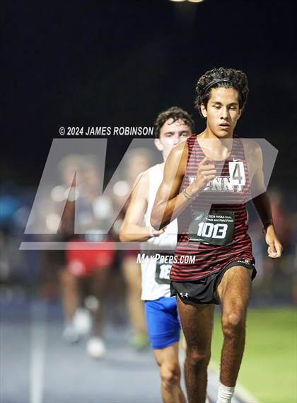Thumbnail 1 in FHSAA 2A Finals (3200 Meters) photogallery.
