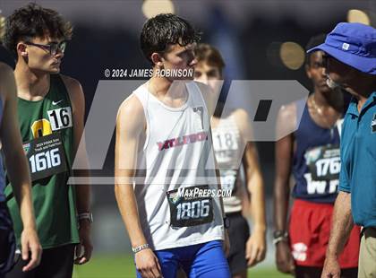 Thumbnail 1 in FHSAA 2A Finals (3200 Meters) photogallery.