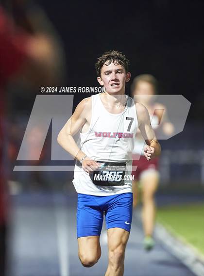 Thumbnail 2 in FHSAA 2A Finals (3200 Meters) photogallery.