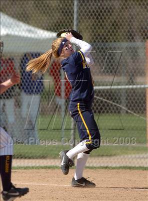 Thumbnail 1 in Alhambra vs. Elk Grove (Pre-Season Tournament of Champions) photogallery.