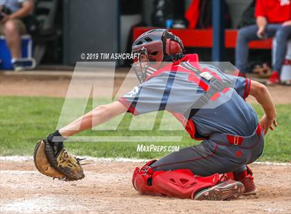 Thumbnail 3 in Madison vs. Greensburg (IHSAA 3A Sectional Semifinal) photogallery.