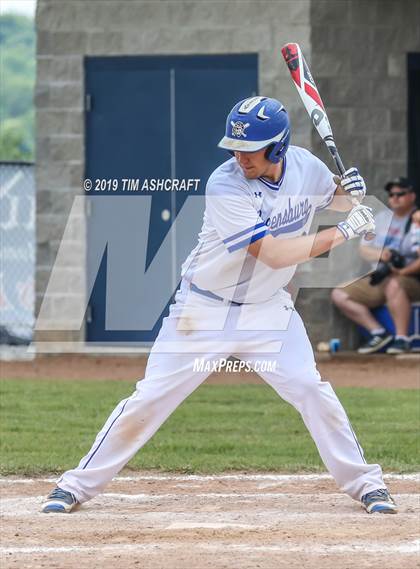 Thumbnail 2 in Madison vs. Greensburg (IHSAA 3A Sectional Semifinal) photogallery.