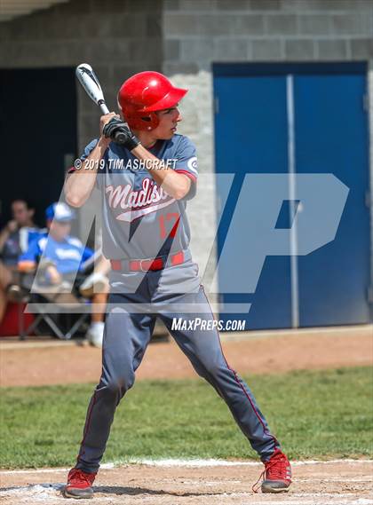 Thumbnail 3 in Madison vs. Greensburg (IHSAA 3A Sectional Semifinal) photogallery.