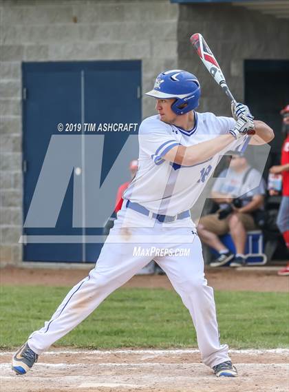 Thumbnail 3 in Madison vs. Greensburg (IHSAA 3A Sectional Semifinal) photogallery.