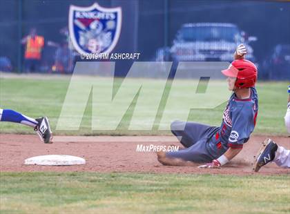Thumbnail 2 in Madison vs. Greensburg (IHSAA 3A Sectional Semifinal) photogallery.