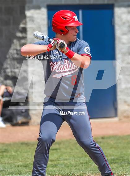 Thumbnail 1 in Madison vs. Greensburg (IHSAA 3A Sectional Semifinal) photogallery.