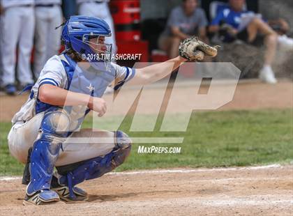 Thumbnail 1 in Madison vs. Greensburg (IHSAA 3A Sectional Semifinal) photogallery.