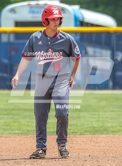 Thumbnail 3 in Madison vs. Greensburg (IHSAA 3A Sectional Semifinal) photogallery.