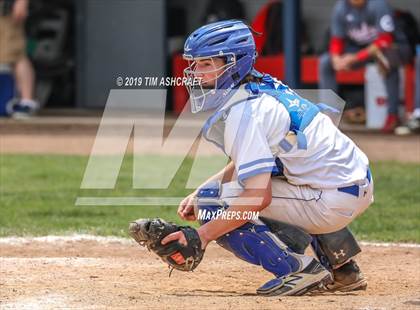 Thumbnail 3 in Madison vs. Greensburg (IHSAA 3A Sectional Semifinal) photogallery.
