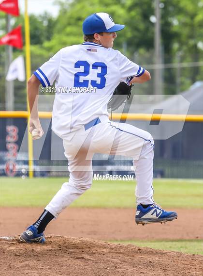 Thumbnail 2 in Madison vs. Greensburg (IHSAA 3A Sectional Semifinal) photogallery.
