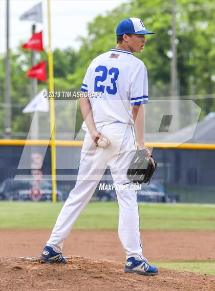 Thumbnail 1 in Madison vs. Greensburg (IHSAA 3A Sectional Semifinal) photogallery.
