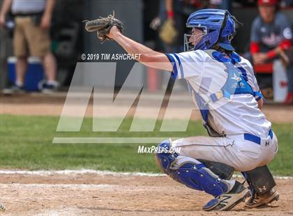 Thumbnail 2 in Madison vs. Greensburg (IHSAA 3A Sectional Semifinal) photogallery.