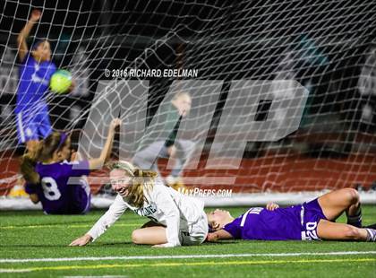 Thumbnail 1 in Issaquah @ Skyline (KingCo 4A Final) photogallery.