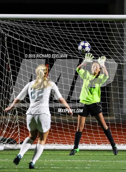 Thumbnail 3 in Issaquah @ Skyline (KingCo 4A Final) photogallery.