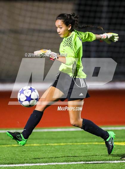 Thumbnail 1 in Issaquah @ Skyline (KingCo 4A Final) photogallery.