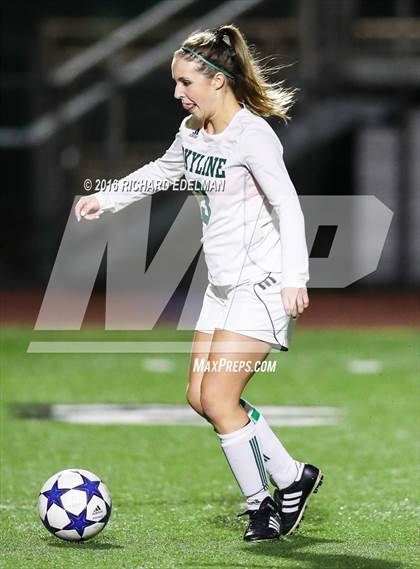 Thumbnail 3 in Issaquah @ Skyline (KingCo 4A Final) photogallery.