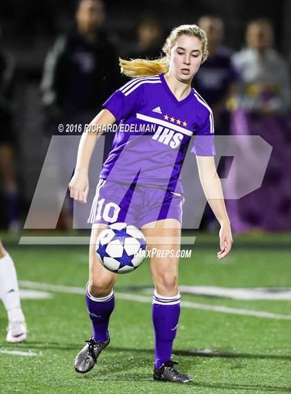 Thumbnail 2 in Issaquah @ Skyline (KingCo 4A Final) photogallery.