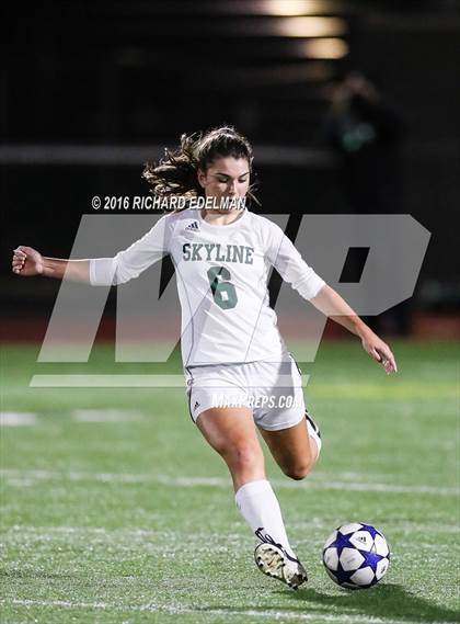 Thumbnail 3 in Issaquah @ Skyline (KingCo 4A Final) photogallery.