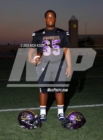 Thumbnail 1 in Lynwood Varsity Football Photo Shoot photogallery.