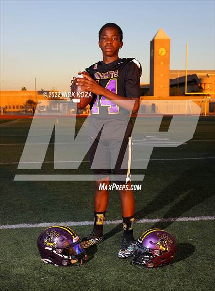Thumbnail 3 in Lynwood Varsity Football Photo Shoot photogallery.