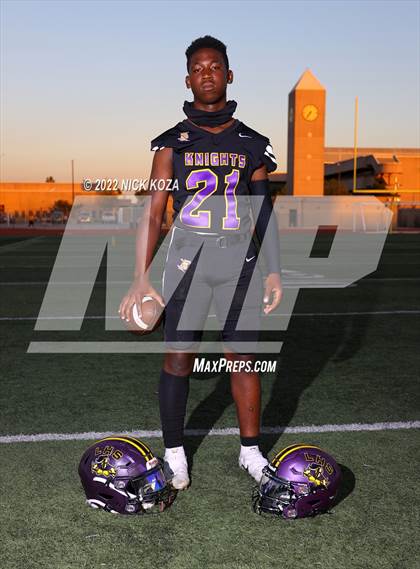 Thumbnail 1 in Lynwood Varsity Football Photo Shoot photogallery.