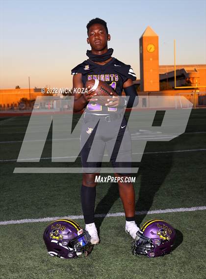 Thumbnail 2 in Lynwood Varsity Football Photo Shoot photogallery.