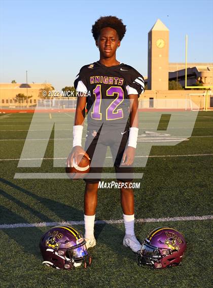 Thumbnail 3 in Lynwood Varsity Football Photo Shoot photogallery.