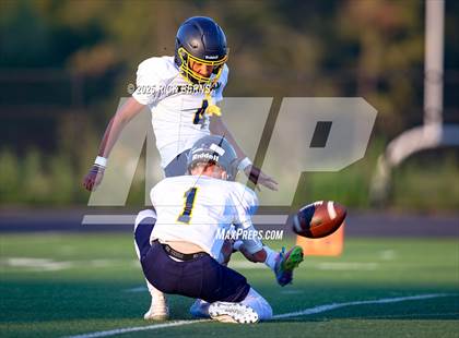 Thumbnail 2 in FR: Grand Oaks (blue) vs Katy Freeman photogallery.