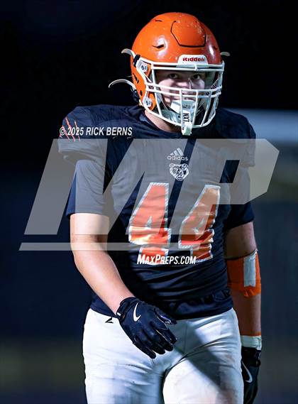 Thumbnail 3 in FR: Grand Oaks (blue) vs Katy Freeman photogallery.