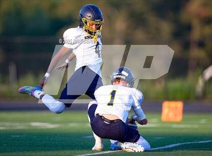 Thumbnail 1 in FR: Grand Oaks (blue) vs Katy Freeman photogallery.