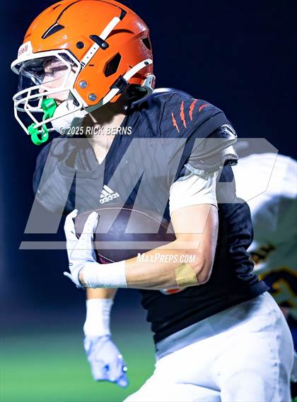 Thumbnail 2 in FR: Grand Oaks (blue) vs Katy Freeman photogallery.
