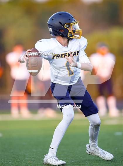 Thumbnail 3 in FR: Grand Oaks (blue) vs Katy Freeman photogallery.