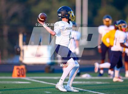 Thumbnail 2 in FR: Grand Oaks (blue) vs Katy Freeman photogallery.