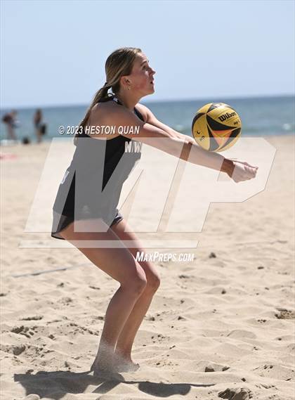 Thumbnail 3 in Wave League Finals - Newport Harbor photogallery.