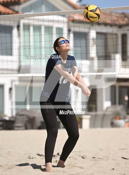 Thumbnail 1 in Wave League Finals - Newport Harbor photogallery.