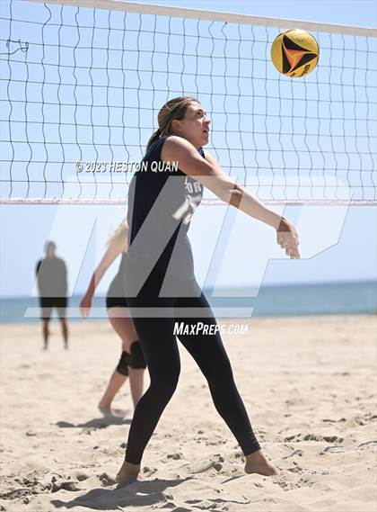 Thumbnail 2 in Wave League Finals - Newport Harbor photogallery.