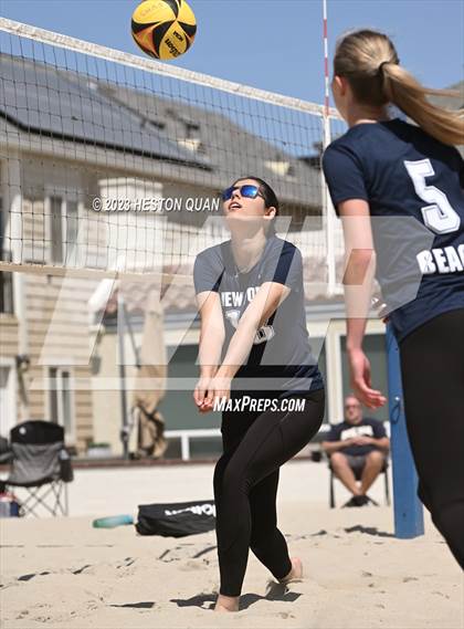 Thumbnail 3 in Wave League Finals - Newport Harbor photogallery.