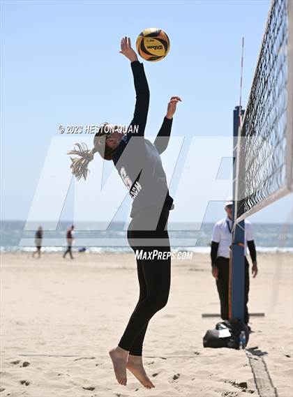 Thumbnail 3 in Wave League Finals - Newport Harbor photogallery.
