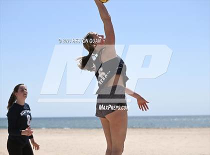 Thumbnail 1 in Wave League Finals - Newport Harbor photogallery.
