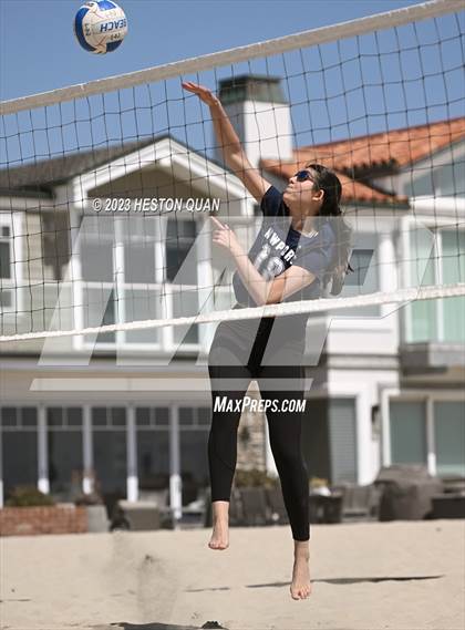 Thumbnail 2 in Wave League Finals - Newport Harbor photogallery.