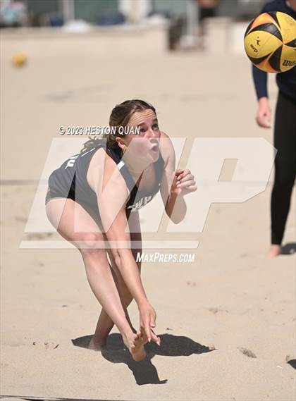 Thumbnail 2 in Wave League Finals - Newport Harbor photogallery.