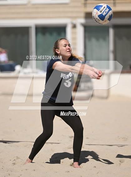 Thumbnail 2 in Wave League Finals - Newport Harbor photogallery.