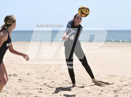 Thumbnail 1 in Wave League Finals - Newport Harbor photogallery.